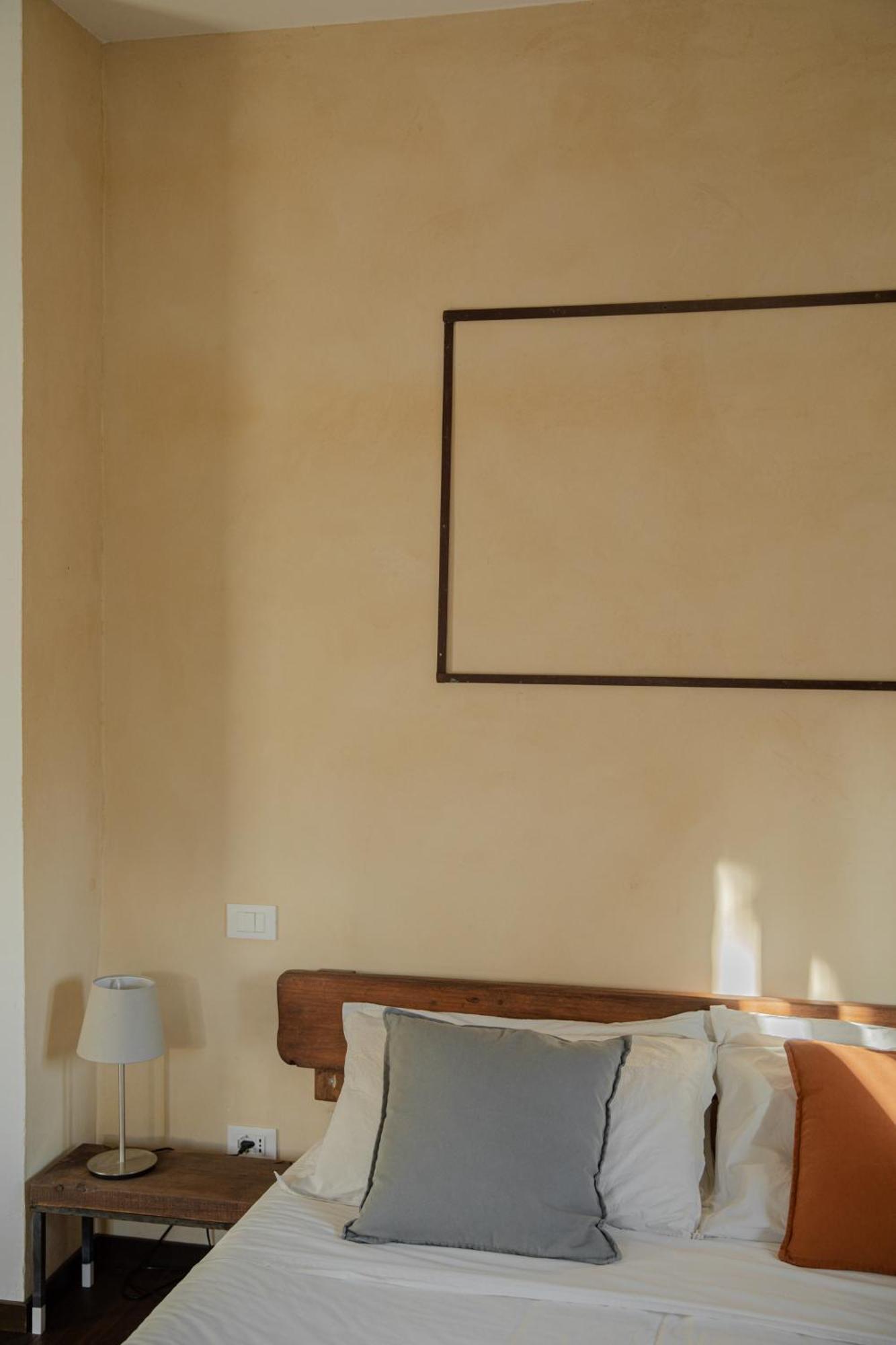 Saoo Hotel Garda  Bagian luar foto